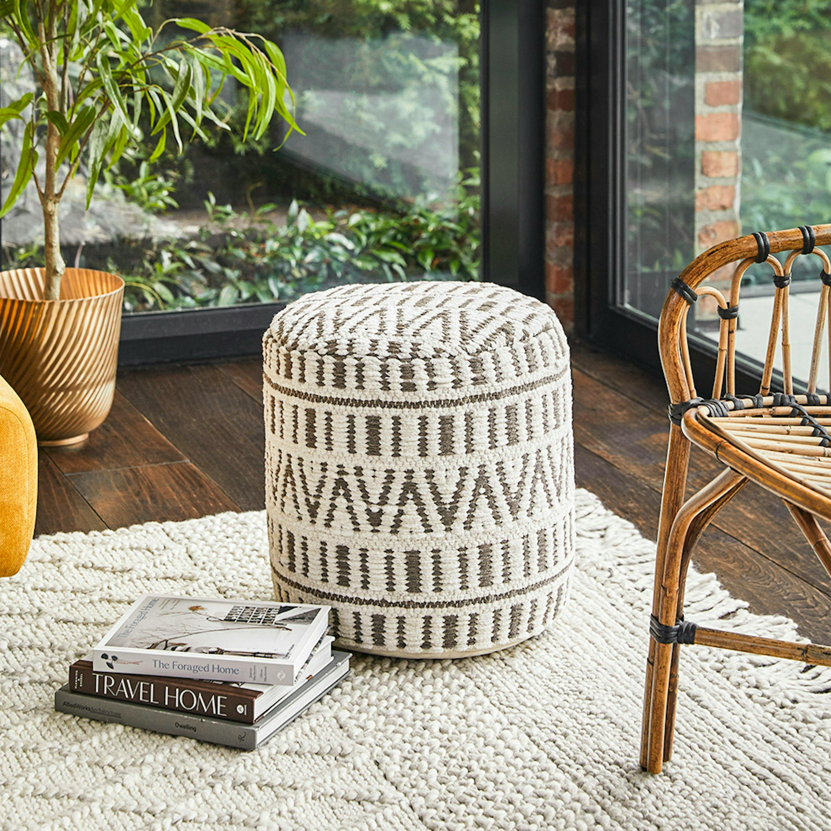 Bamba 16 Pouf