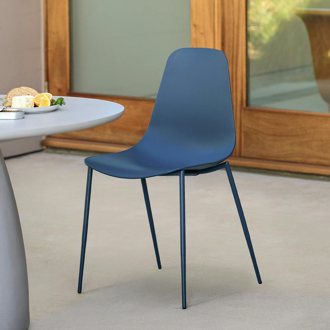 Svelti Dining Chair - Berry Blue