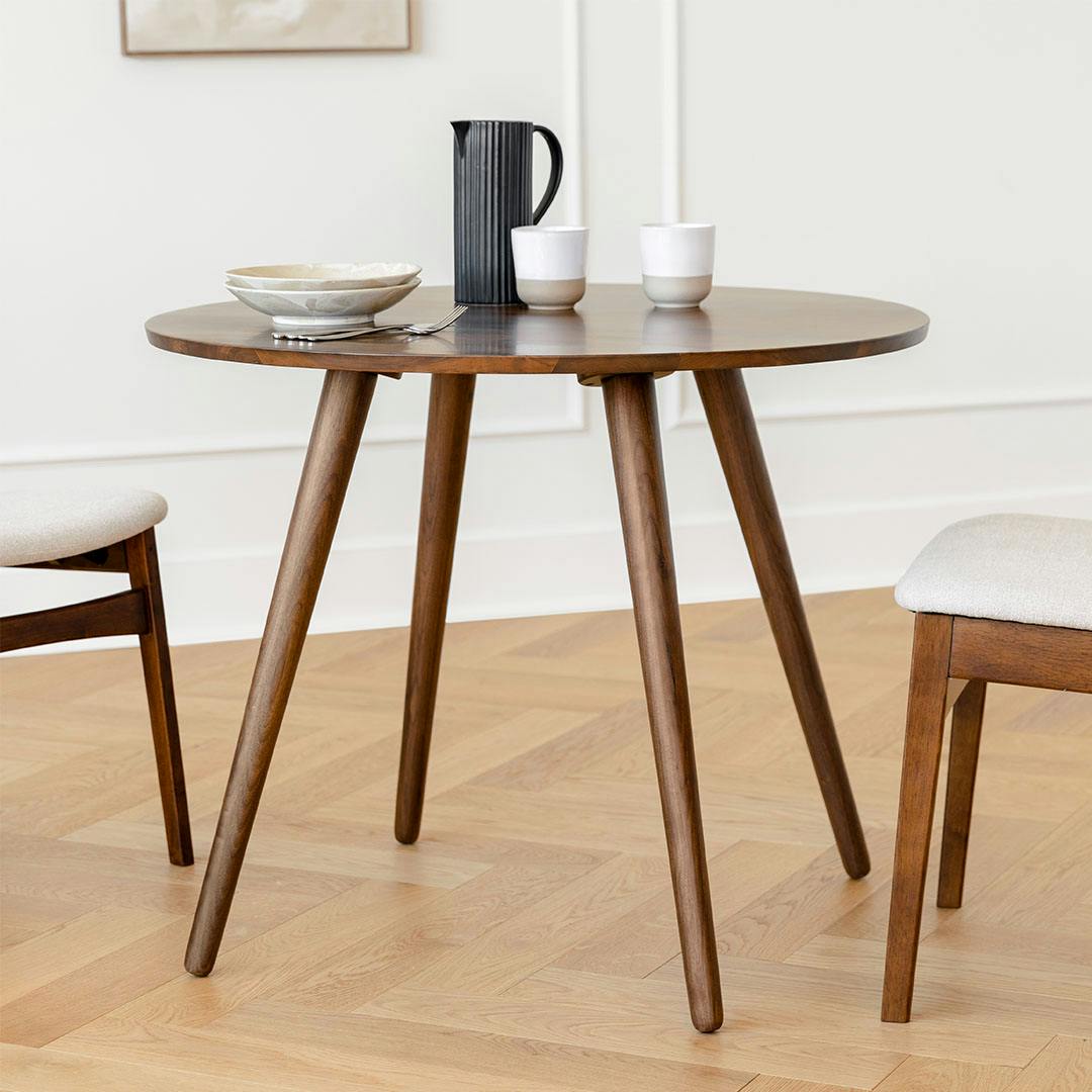 Seno 36 Round Dining Table - Walnut