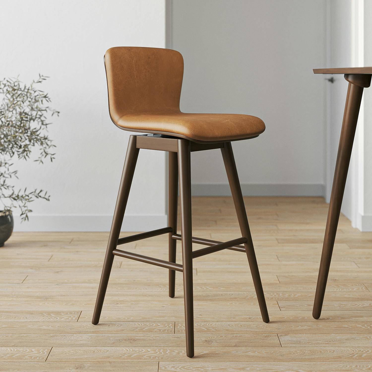 Sede Leather Swivel Bar Stool - Walnut and Toscana Tan