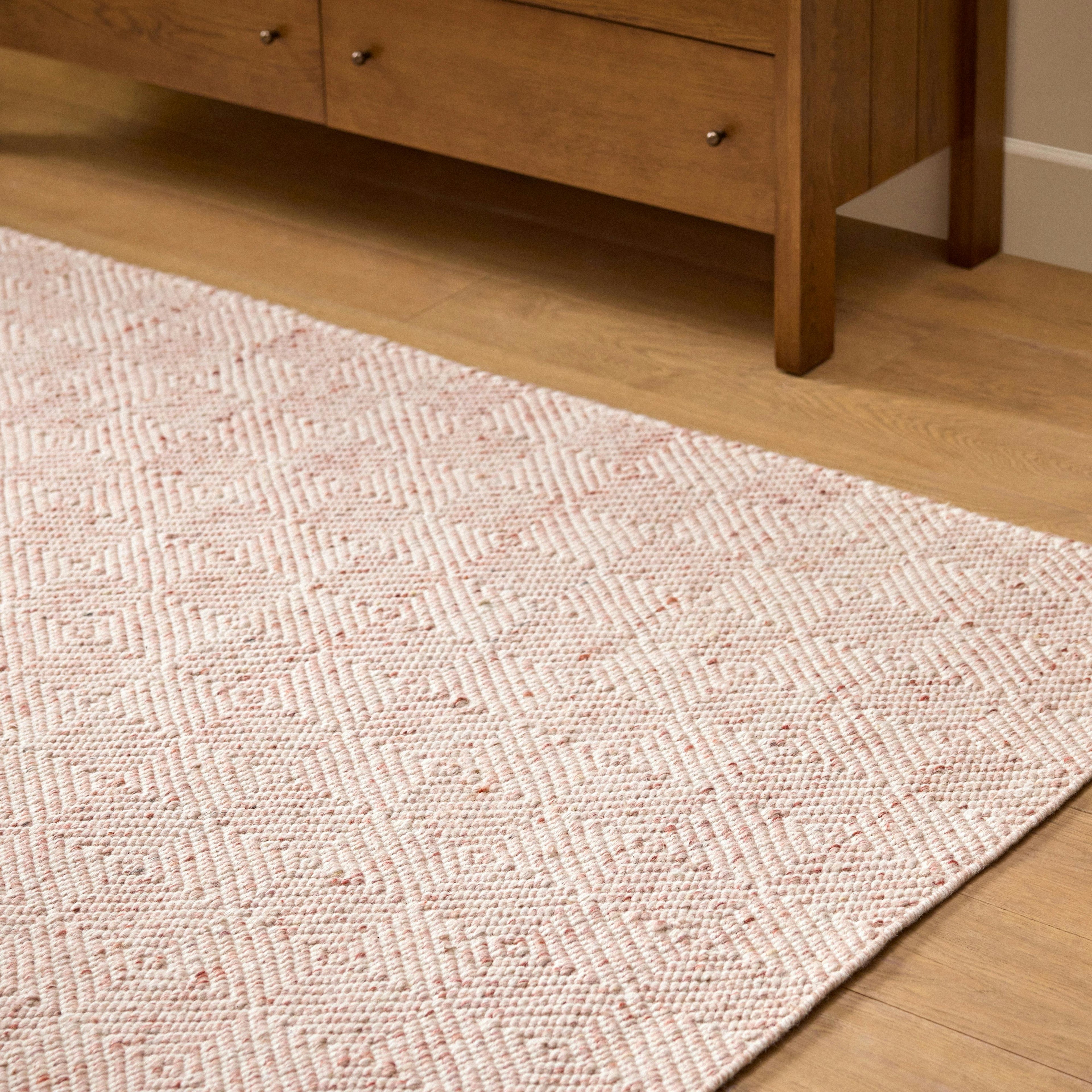 Bovi 8 x 10 Rug - Ash Rose